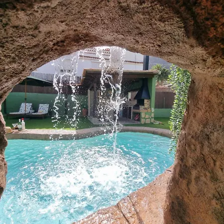 Con Piscina Privada Villa Temisas