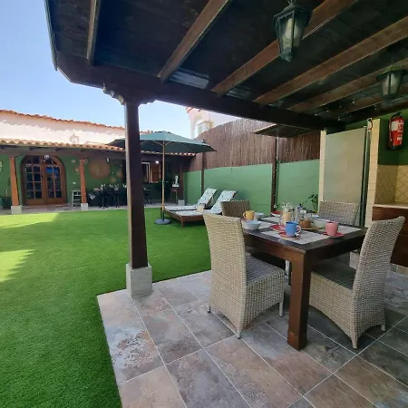 Con Piscina Privada * Temisas