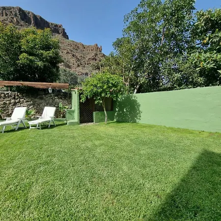 Con Piscina Privada