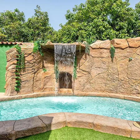 Con Piscina Privada Villa