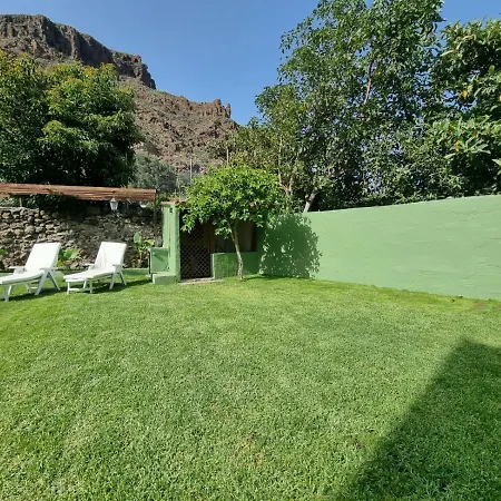 Con Piscina Privada